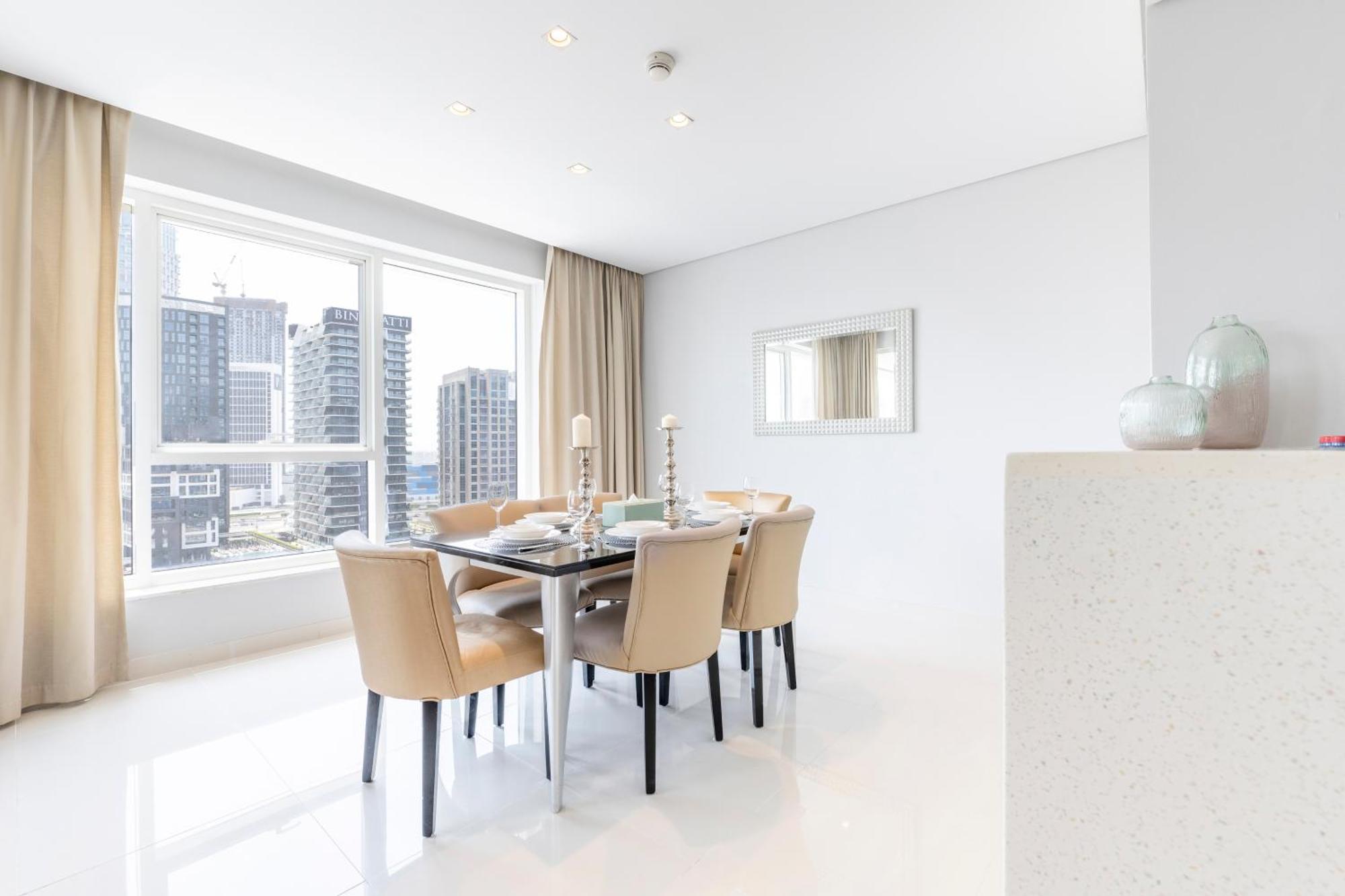 Damac Canal Views Residences Dubai Exteriör bild