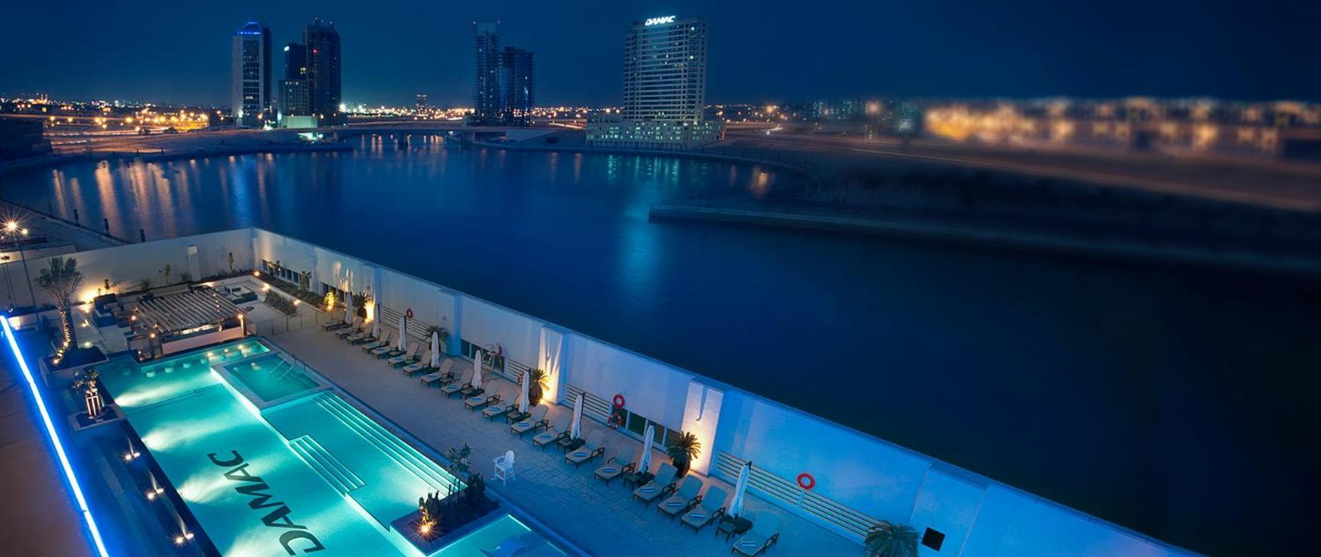 Damac Canal Views Residences Dubai Exteriör bild